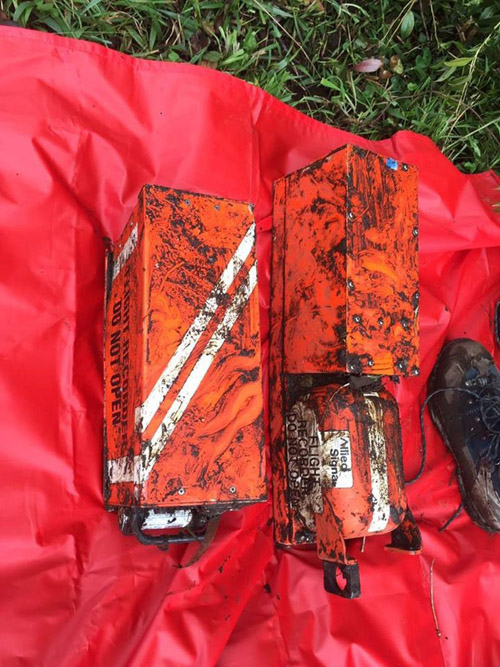 epa05652594 A handout picture provided by the Colombian Civil Aeronautics (Aerocivil) of the two black boxes from the plane that crashed last night near Medellin, Colombia, leaving 75 dead and six wounded, in La Union, Antioquia, Colombia, 29 November 2016. According to reports, 75 people died when an aircraft crashed late 28 November 2016 with 81 people on board, including players of the Brazilian soccer club Chapecoense. The plane crashed in a mountainous area outside Medellin, Colombia as it was approaching the Jose Maria Cordoba airport. The cause of the incident is as yet uknown. Chapecoense were scheduled to play in the Copa Sudamericana final against Medellin's Atletico Nacional on 30 November 2016.  EPA/AEROCIVIL / HANDOUT  HANDOUT EDITORIAL USE ONLY/NO SALES